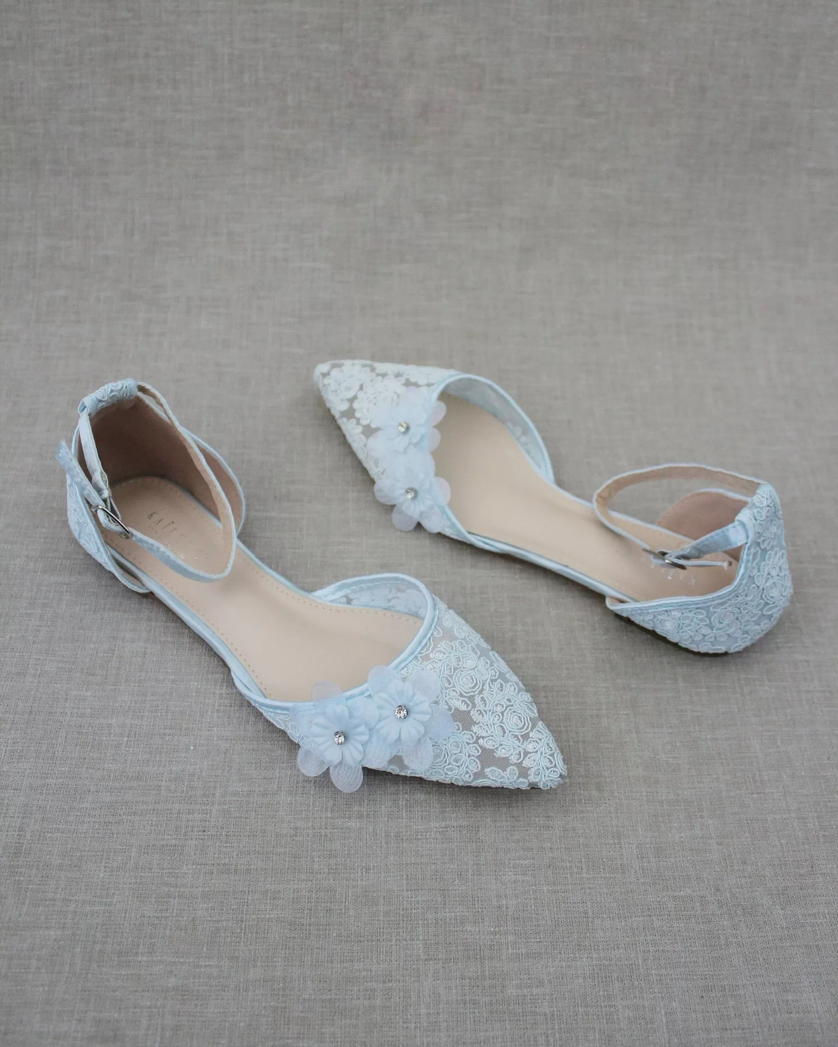 Crochet Lace Pointy Toe Flats with Flower Applique