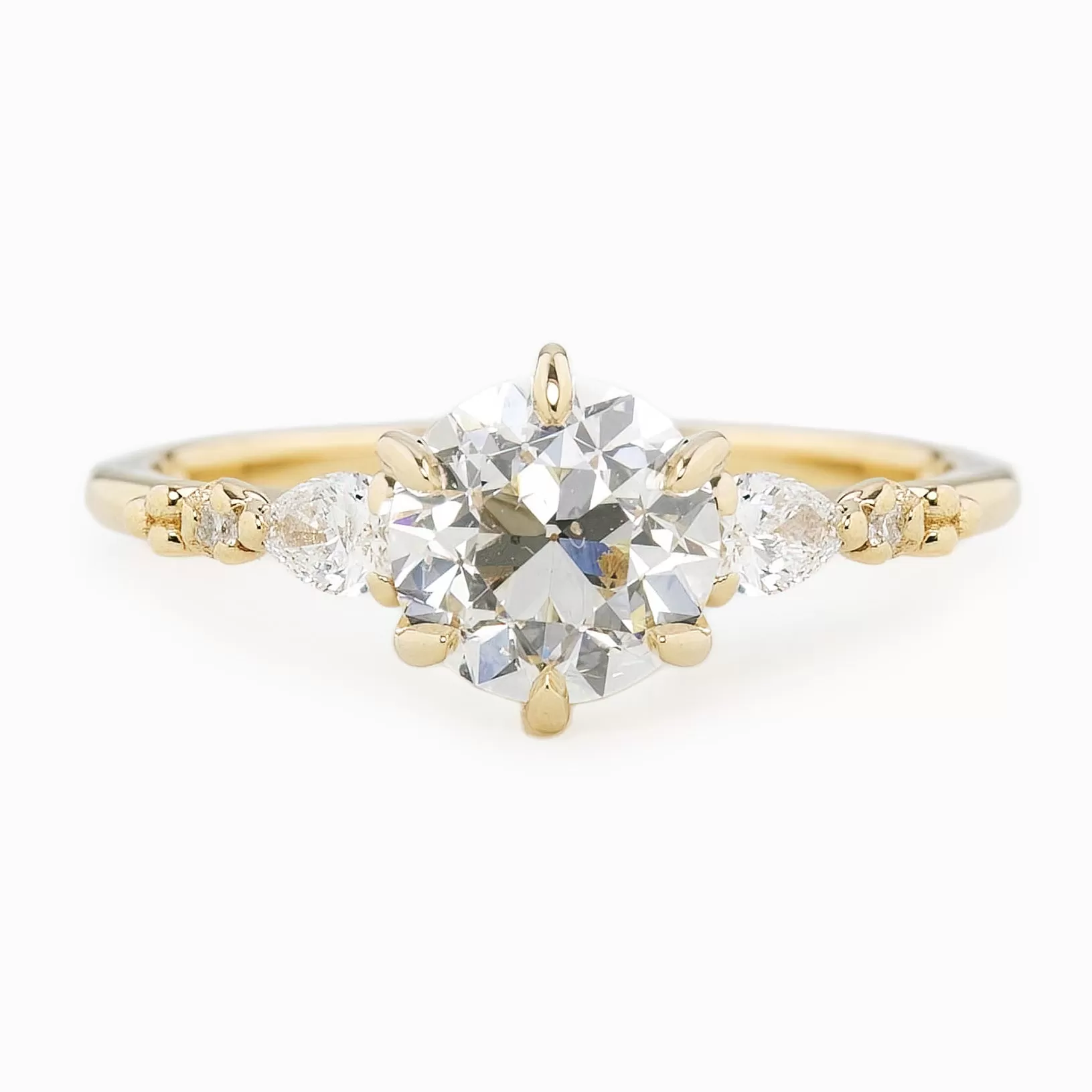 Estel Petal Luxe 1.30ct Round Circular Brilliant Diamond Ring, GIA Certified, 14k Yellow Gold (One of a kind)