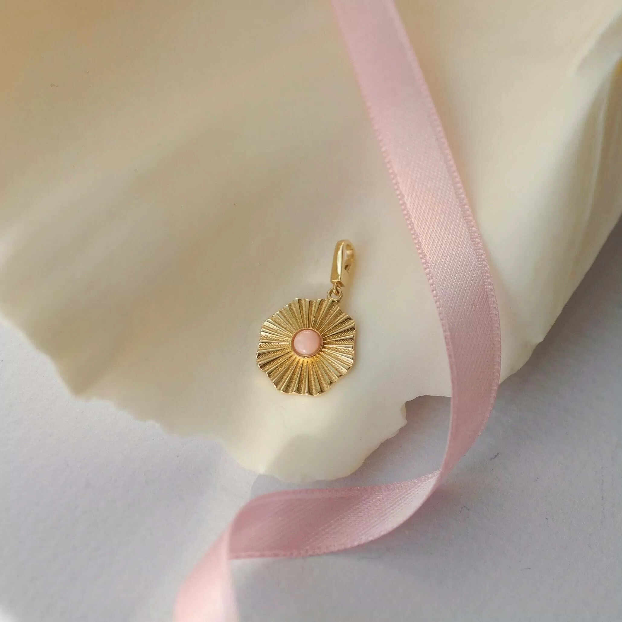 Flower Charm | 14K Solid Gold