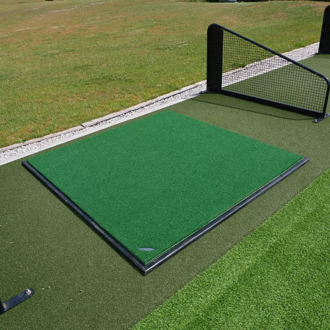 Golfbays Quad Tech Hitting Mat 1.5m x 1.5m (4'11 x 4'11)