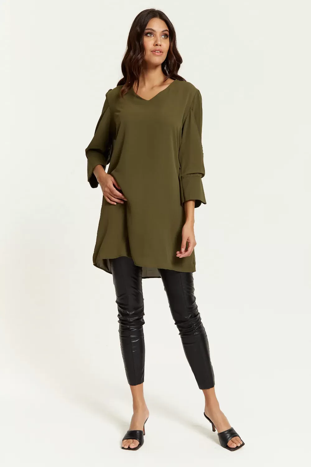 Hoxton Gal Oversized Detailed Sleeves V Neck Tunic