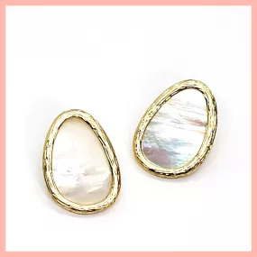 Mother-of-Pearl Petal Stud Earrings