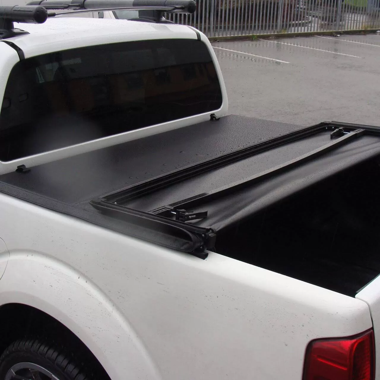 Soft Tri-Fold Tonneau Cover for Ford Ranger 2012  MK3 T6 (P375) Double Cab