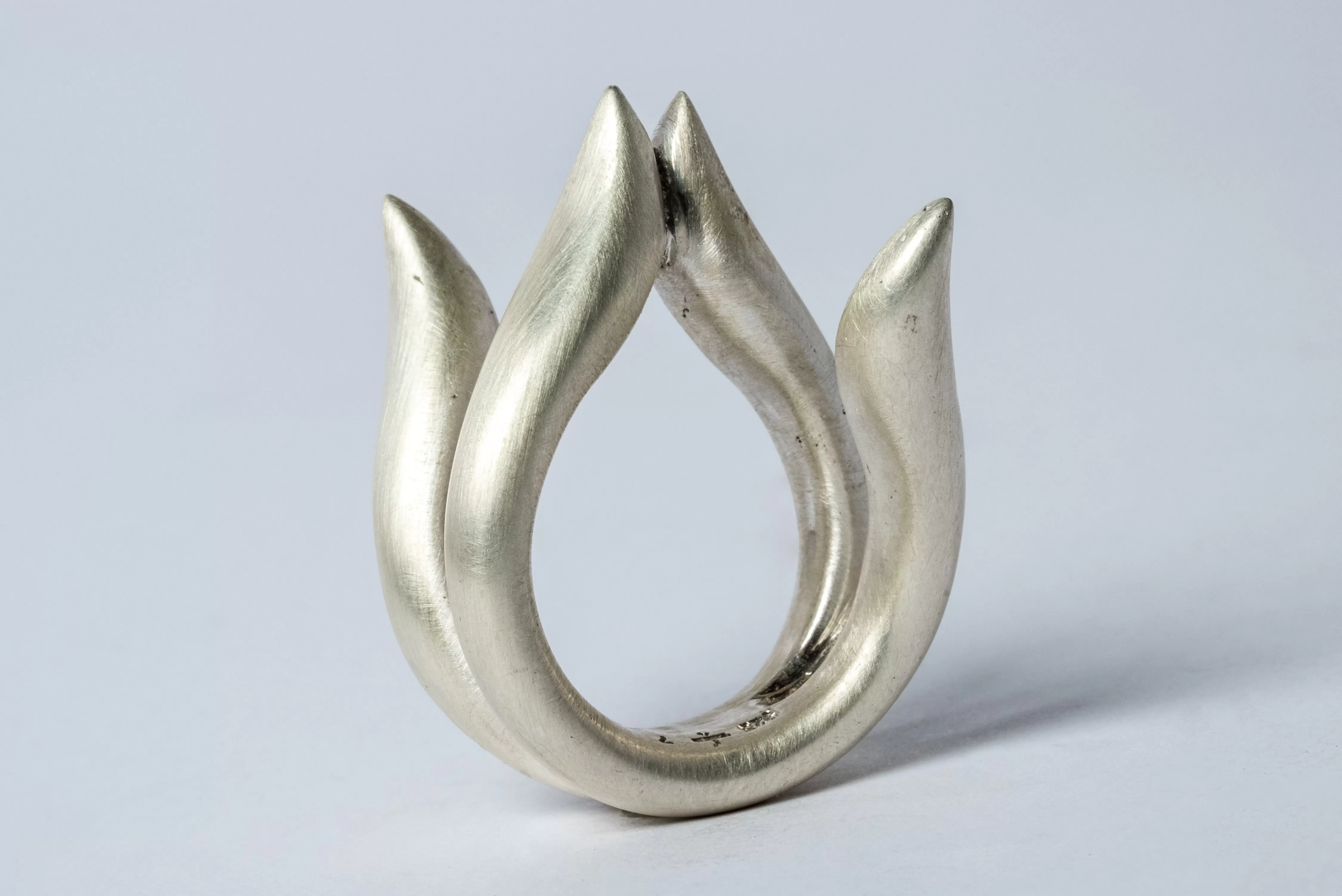 Tatius Ring (Flower 2, Left Mirror, MA)