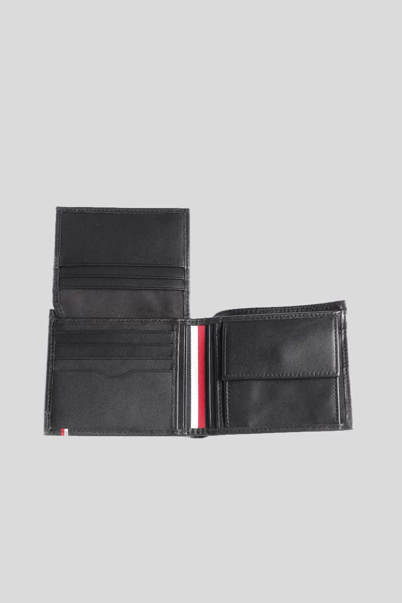 Th Central Cc Flap And Coin - Black