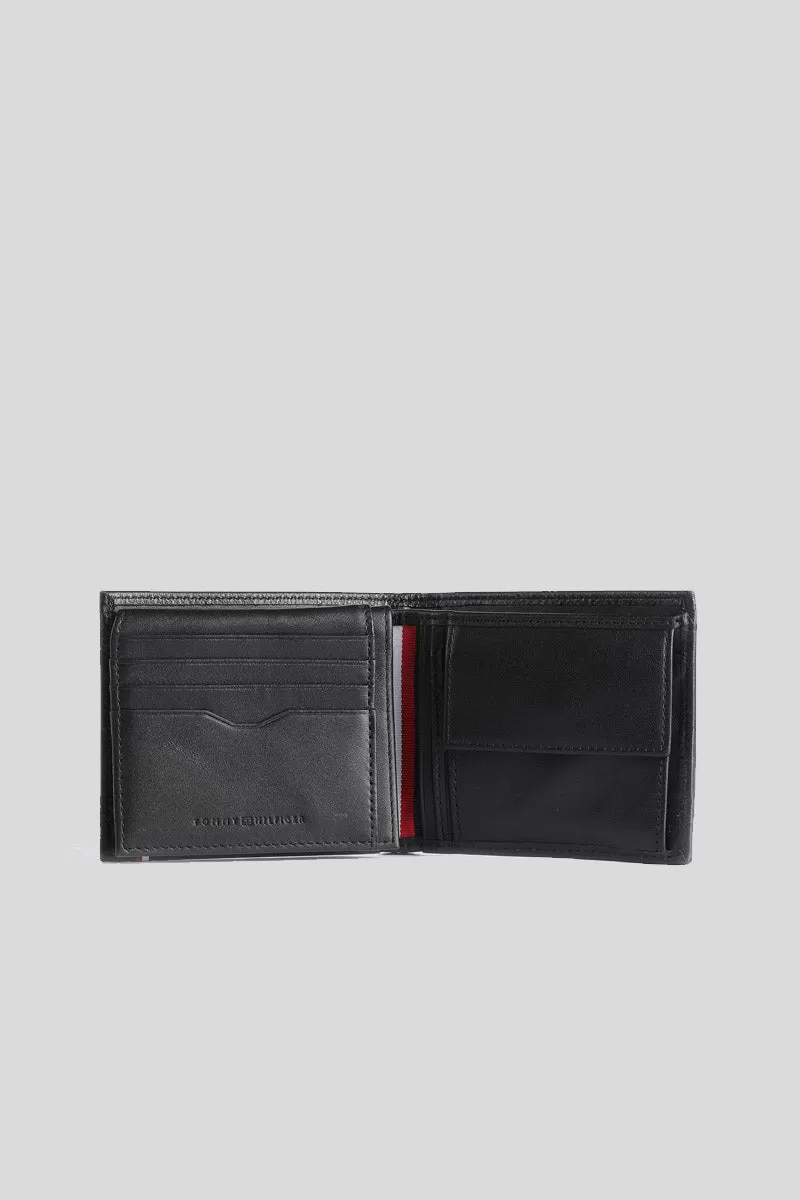 Th Central Cc Flap And Coin - Black