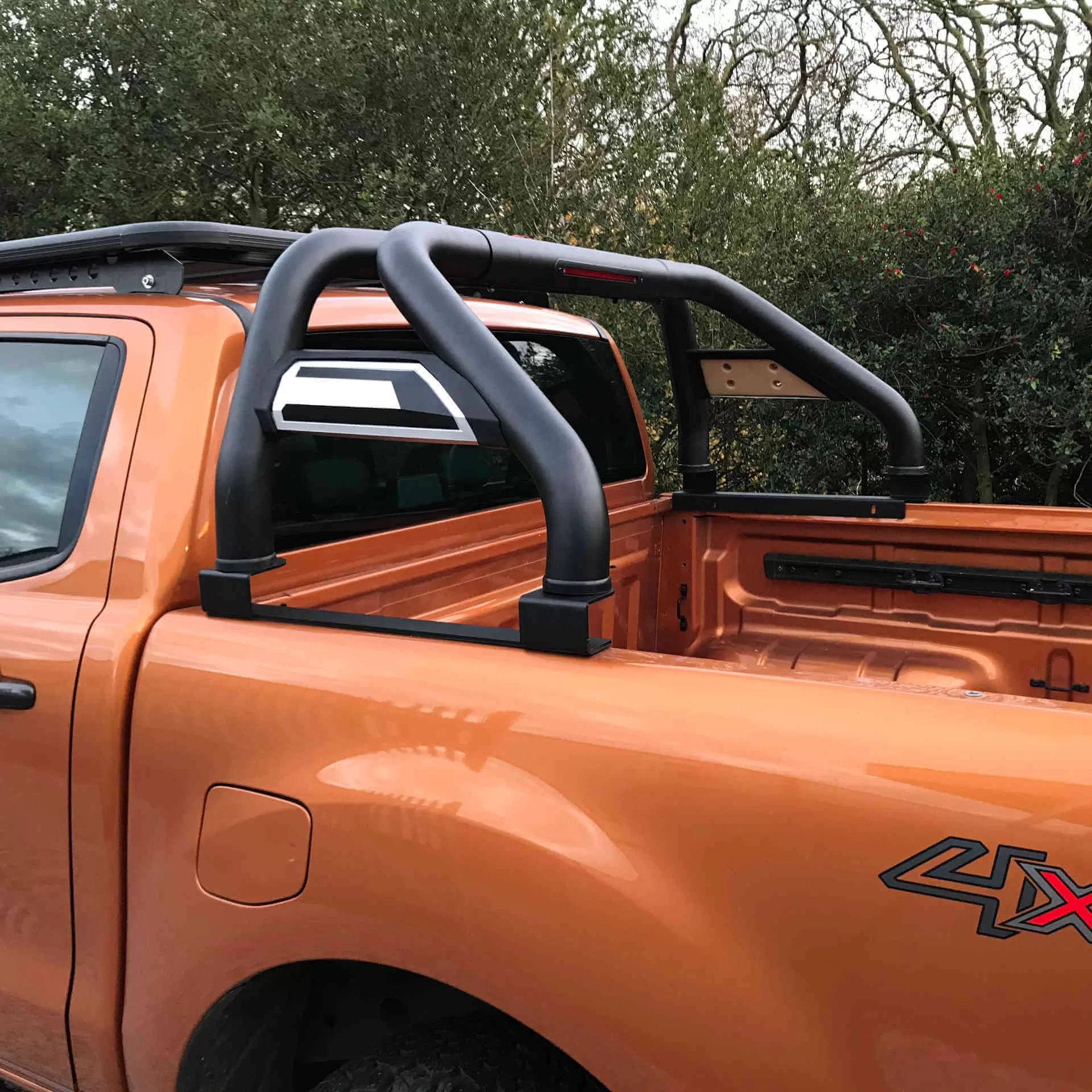 Tonneau Cover Compatible Side Infill Roll Sports Bar for Isuzu D-Max 2012-2020