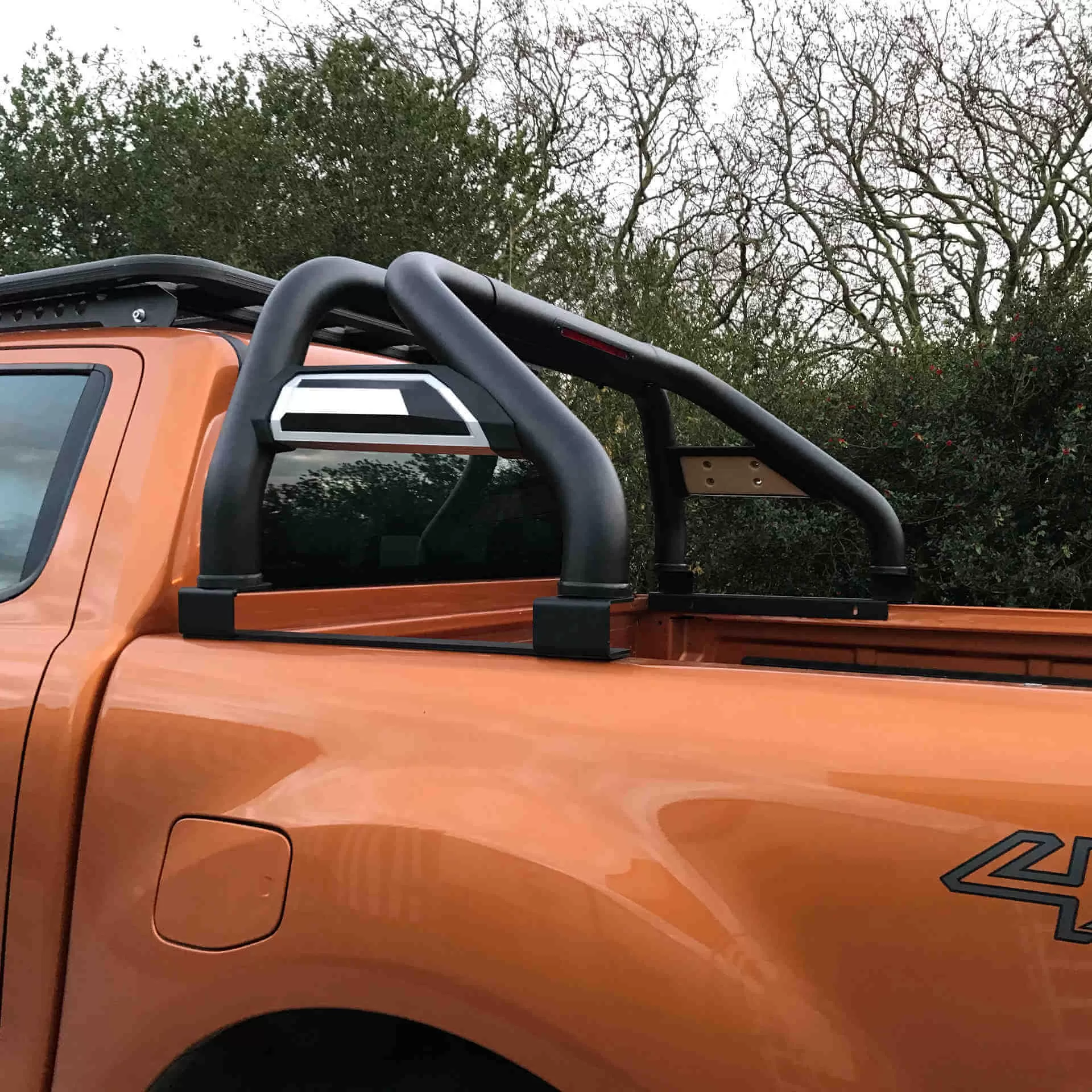 Tonneau Cover Compatible Side Infill Roll Sports Bar for Isuzu D-Max 2012-2020