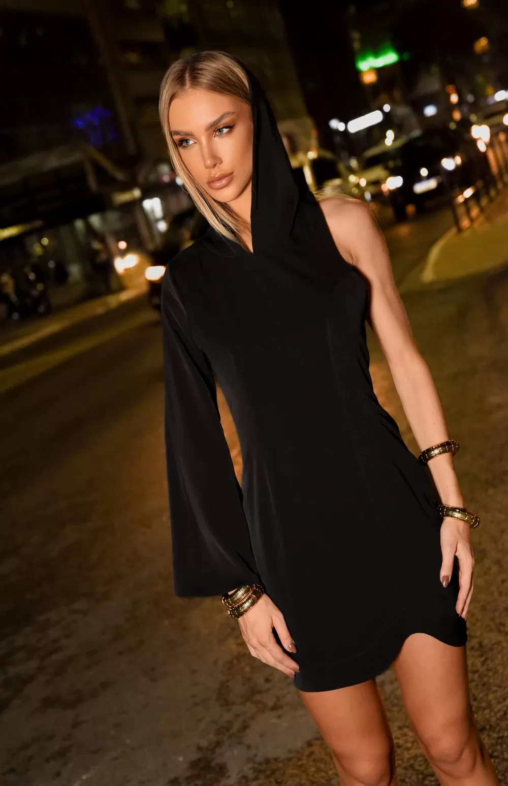 VESTIDO DESNUDE PRETO JANIELE CAPUZ