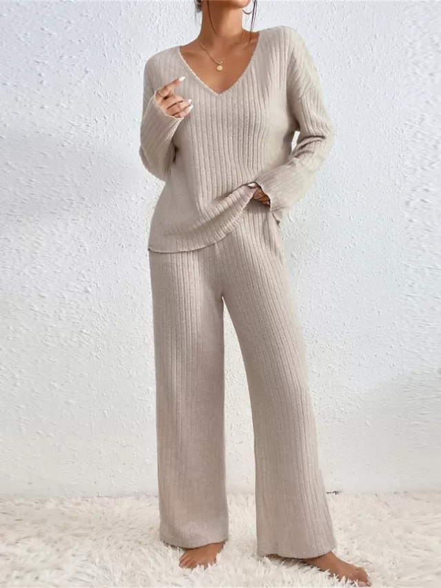 Warm and Cozy Women's Fleece Loungewear Sets ideal for Autumn and Winter